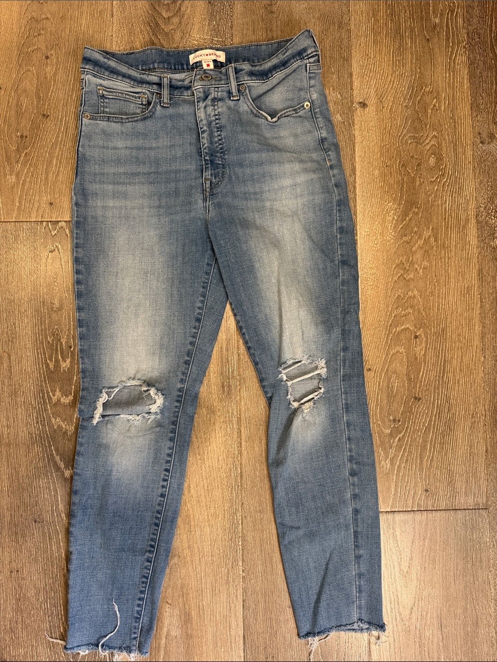 Lucky Brand Light Blue Distressed Ankle Jeans AS0833